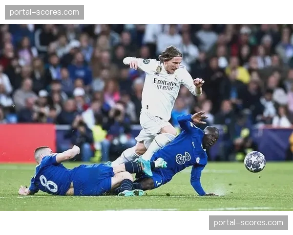 聚焦：37岁的莫德里奇替补登场，用精准长传调度帮助皇马锁定胜局